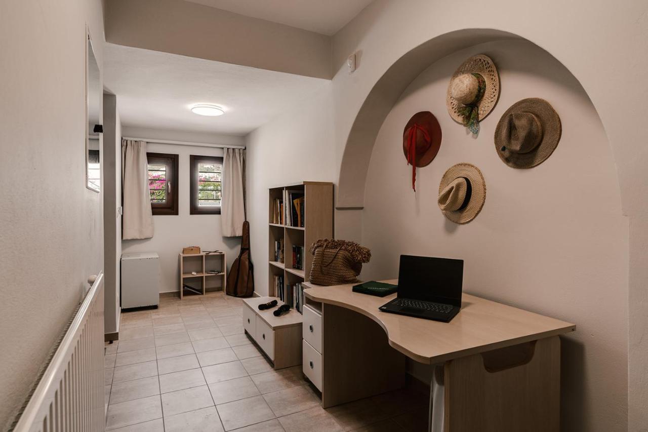 Echo Villa Фіра Екстер'єр фото